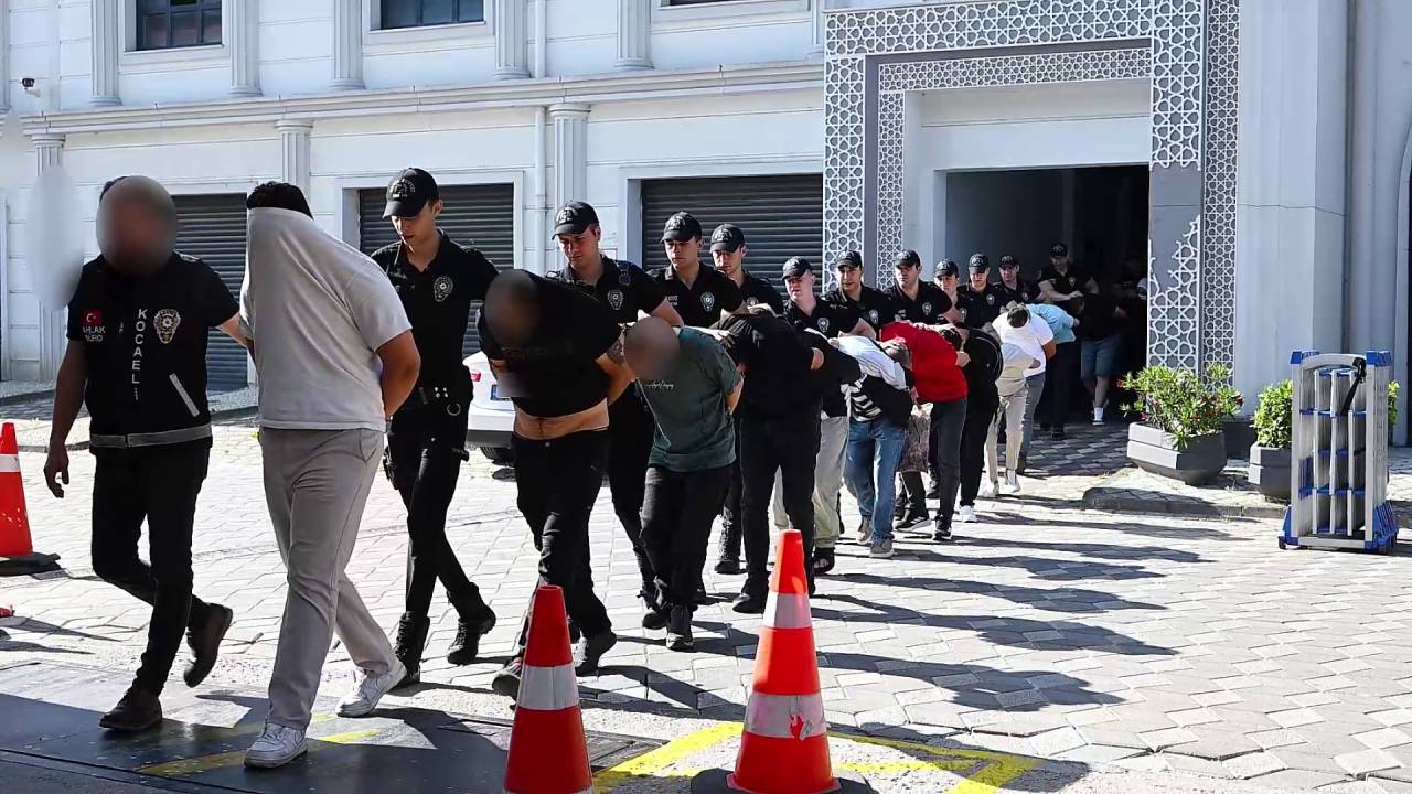 Kocaeli merkezli 4 ilde fuhuş operasyonu: 14 tutuklama