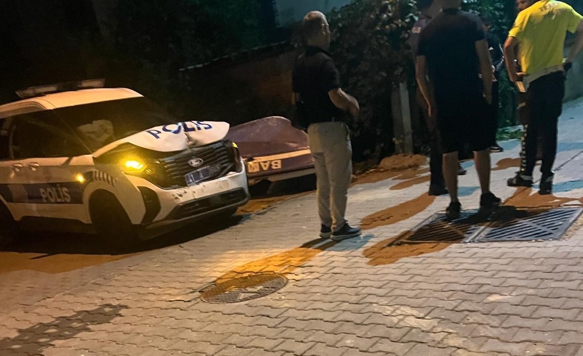 Kocaeli'de Polis Takibi Kazayla Bitti: 2 Şüpheli Yakalandı