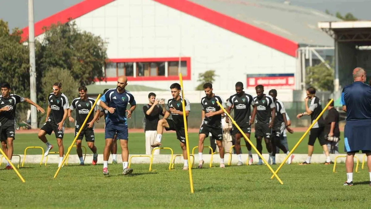 Kocaelispor'da Emir Ortakaya'dan Sakatlık Açıklaması