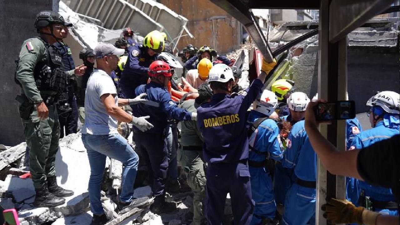 Kolombiya'da deprem felaketi: ölü sayısı 132'ye yükseldi