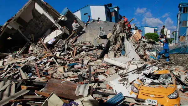 Kolombiya'da deprem felaketi: Ölü sayısı 239'a yükseldi, 287 kayıp