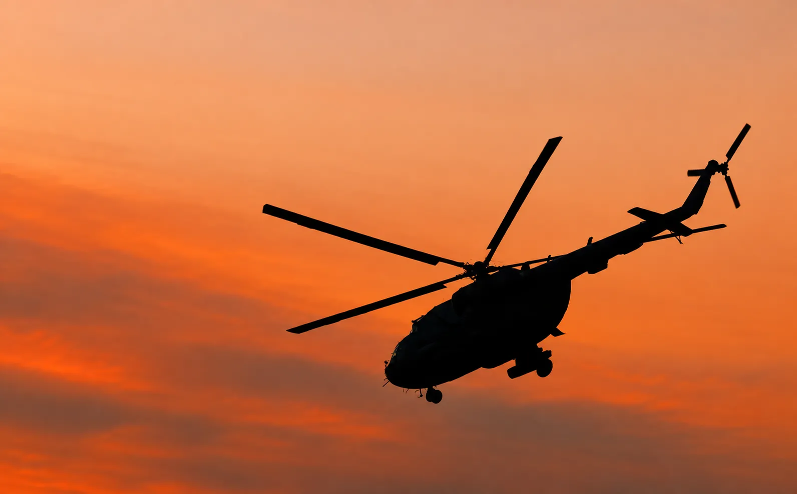 Kolombiya'da UH-60 Black Hawk helikopteri düştü: 19 asker yaralı