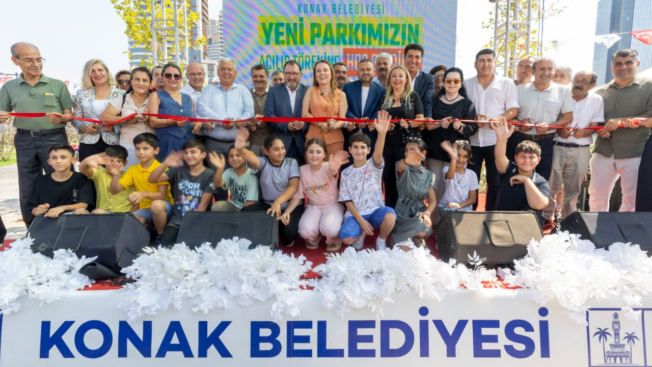Konak'ta 15 Bin Metrekare Yeni Yeşil Alan: Başkan Mutlu'dan Çevre Vurgusu