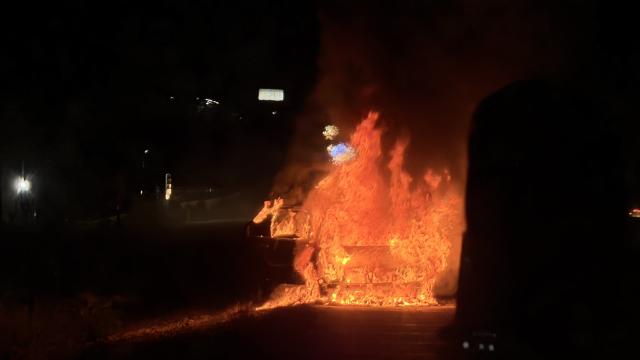 Konya-Ankara Yolunda Seyir Halindeki Otomobil Alev Alev Yandı
