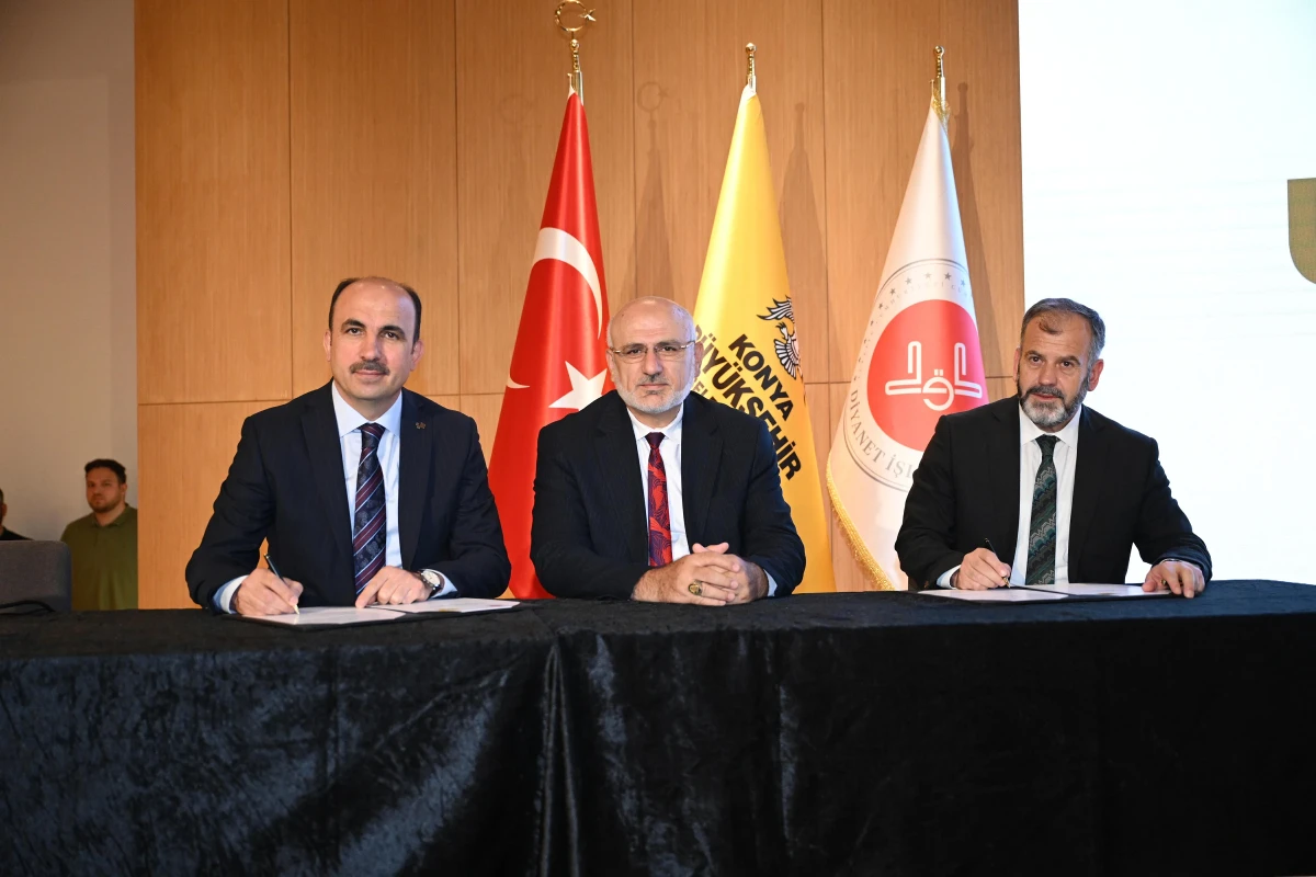 Konya Büyükşehir'in Vefa Umresi Çekilişinde Duygulu Anlar Yaşandı
