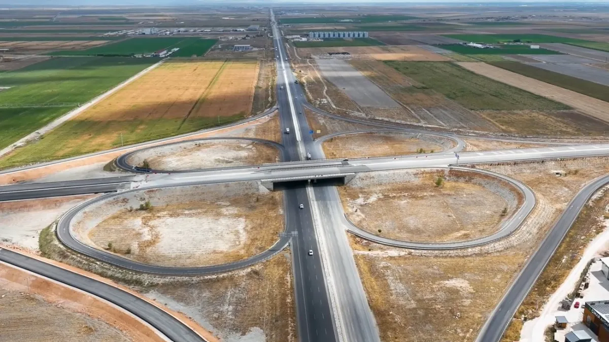 Konya Çevre Yolu'nda 24 Dakikalık Kazanç: Bakan Uraloğlu Açıkladı