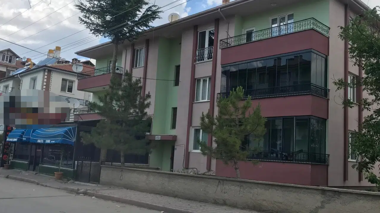Konya'da vahşet: Komşusunu katletti, suç aletiyle yakalandı