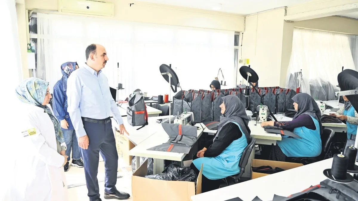 Konya'da kadınlara üretim desteği: El emeği ekonomiye dönüşüyor