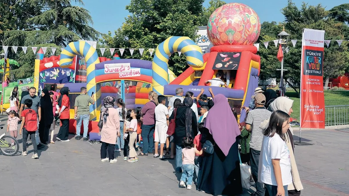 Konya Kültür Yolu Festivali'nde Çocuklar Doyasıya Eğleniyor