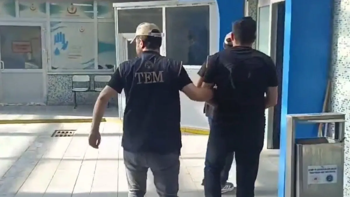 Konya merkezli 8 ilde FETÖ operasyonu: 21 gözaltı