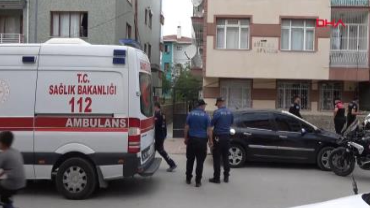 Konya'da üvey anne ve kız kardeşini bıçakla öldürdü