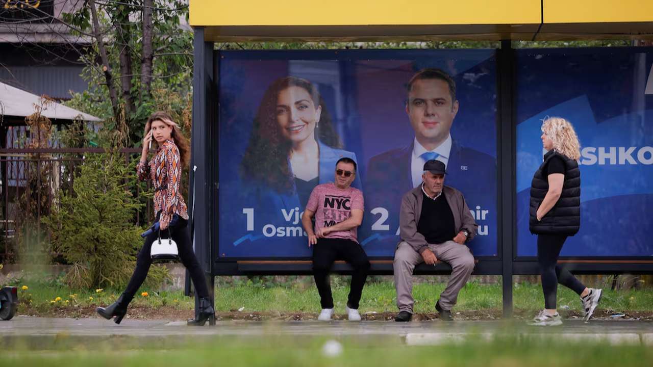 Kosova 18 ayda üçüncü kez sandık başına: Siyasi kriz derinleşiyor