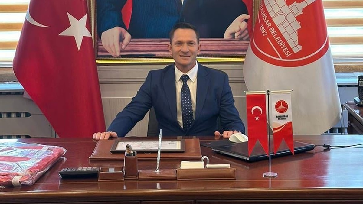 Koyulhisar Belediye Başkanı İYİ Parti'den İstifa Etti