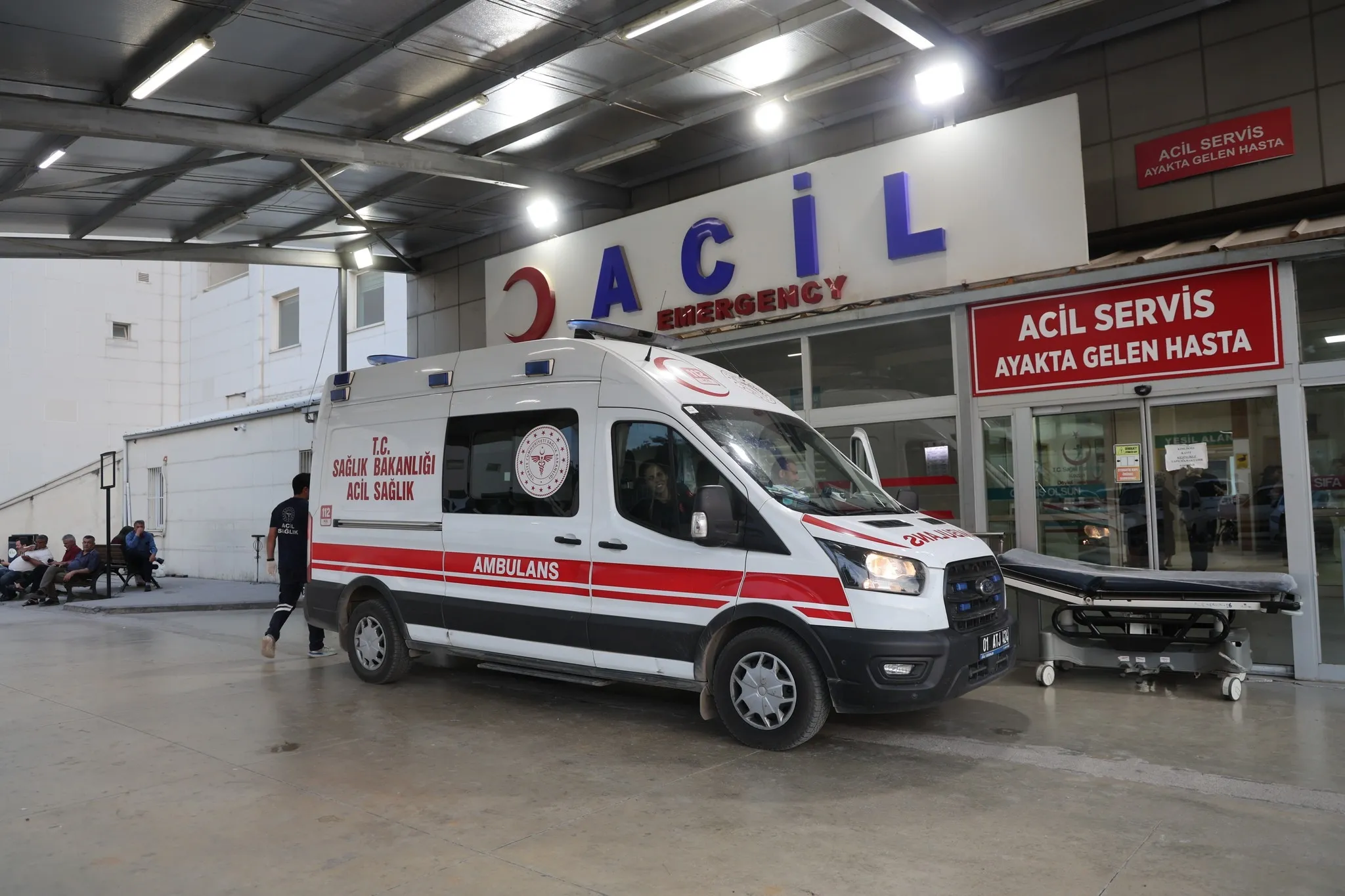 Kozan'da husumet cinayeti: Baba ve oğul tüfekle vuruldu