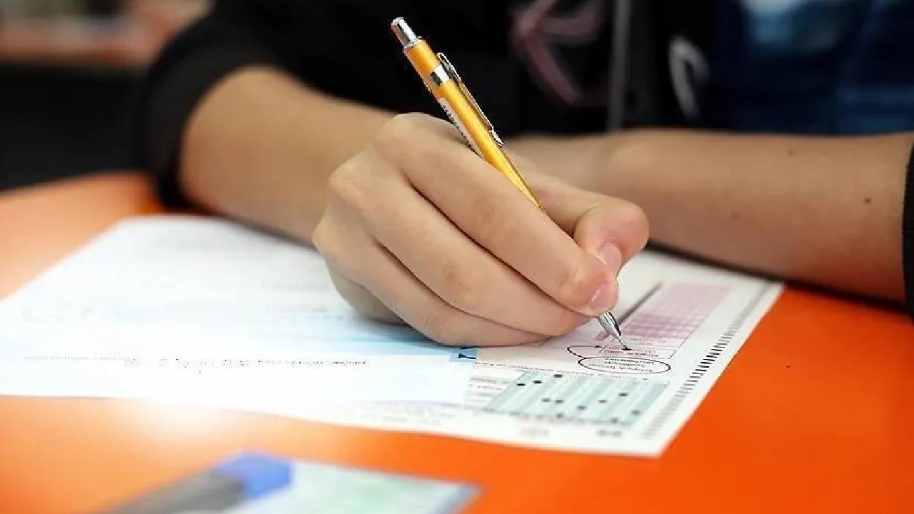 KPSS Alan Bilgisi Oturumları Başladı: İlk Sınav 10.15'te