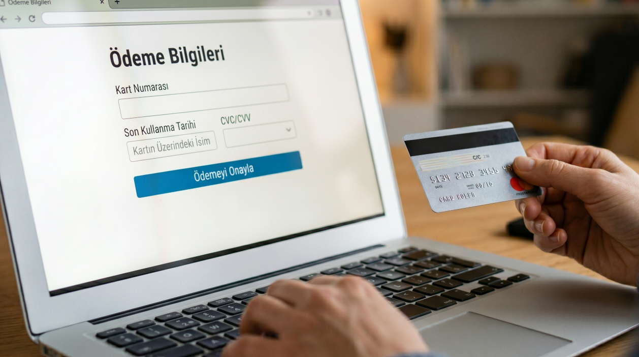 Kredi kartıyla online alışverişte büyük risk: Güvenlik önlemleri yetersiz