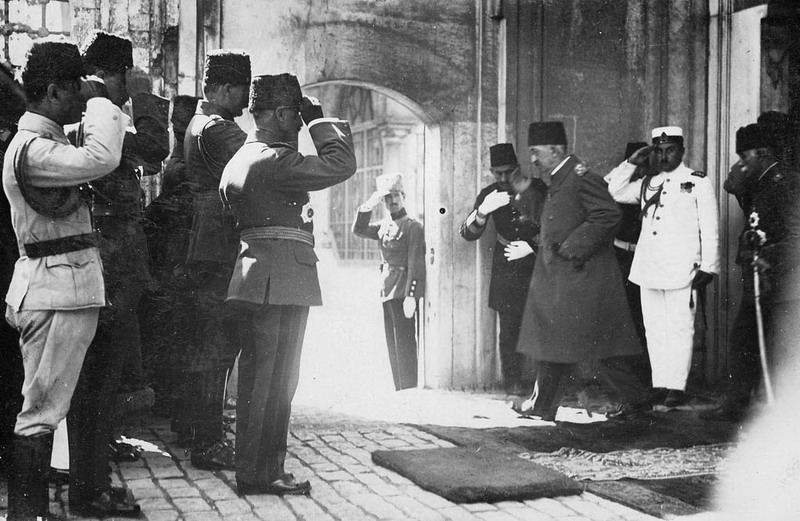 Kulisleri hareketlendiren dosyadaki 7 maddelik 'kod yasa' taslağı