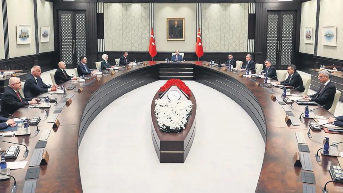 Külliye'de kritik Kabine toplantısı: Gündem NATO Zirvesi ve ekonomi