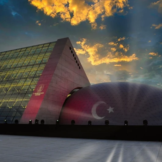 Kültür ve Turizm Bakanı Ersoy, CSO Ada Ankara'nın Yeni Sezon Programını Açıkladı