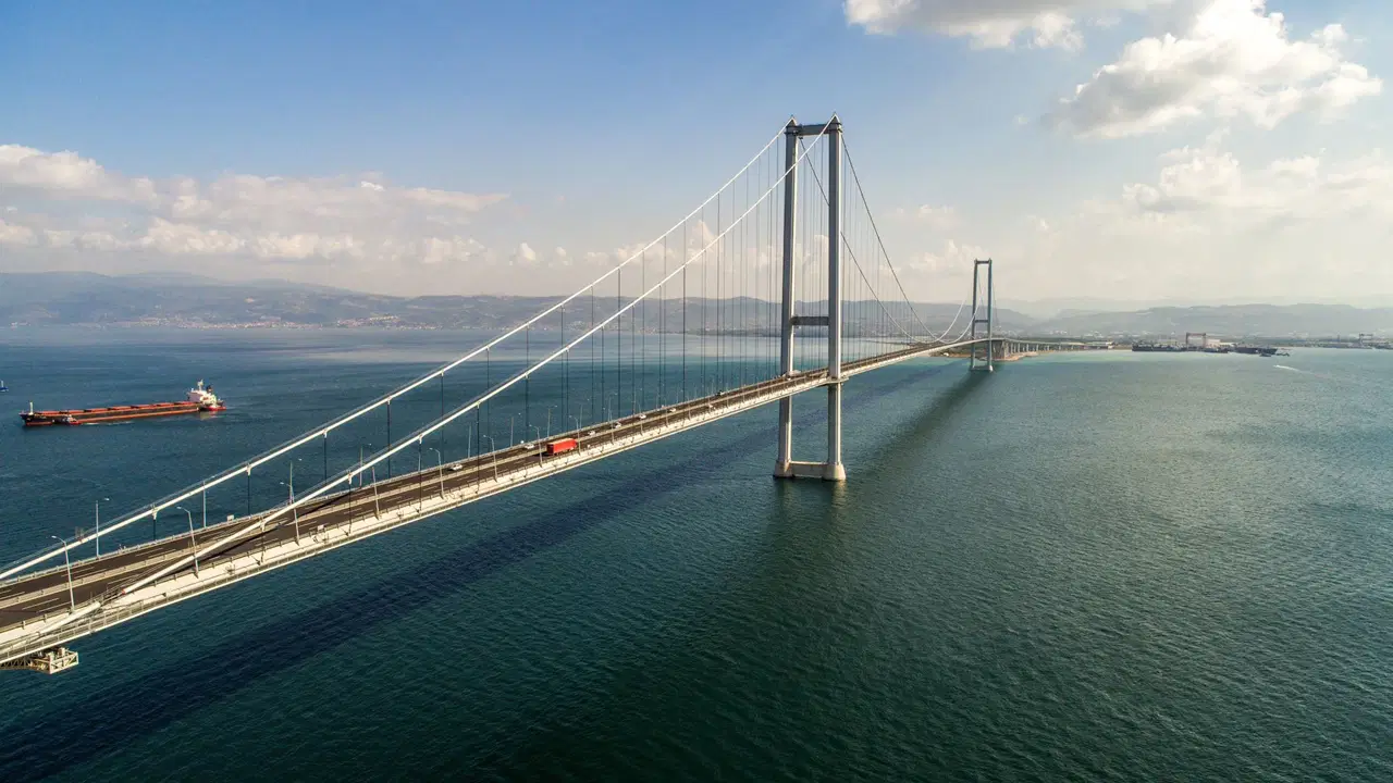Kurban Bayramı'nda köprü ve otoyollar ücretsiz mi? Resmi açıklama geldi