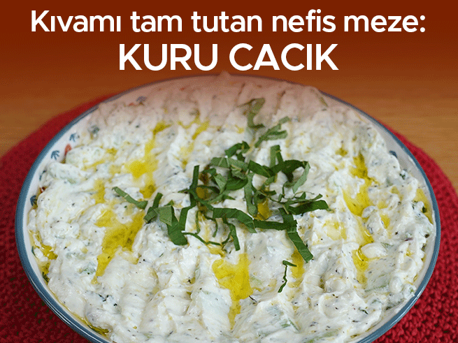Kuru cacık tarifi: Çıtır salatalıklı enfes meze