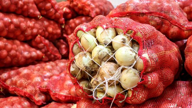 Kuru soğanda gümrük vergisi yüzde 5'e düşürüldü