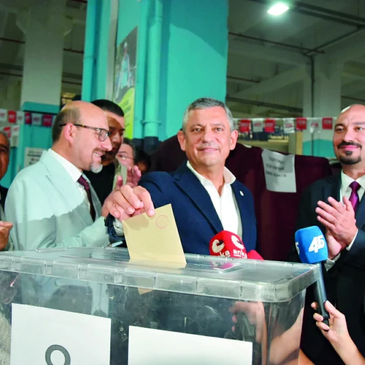 Kurucu Üyeler Sandıkta Sınandı: Yeni Parti'de İlçe Ön Seçimleri