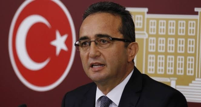 Kuşadası'nda 21 Gözaltı Kararı: Milletvekili Tezcan'ın Kızı da Listede