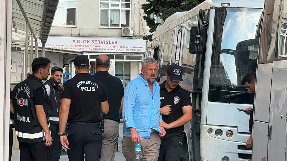 Kuşadası Belediyesi soruşturmasında 16 şüpheli adliyede
