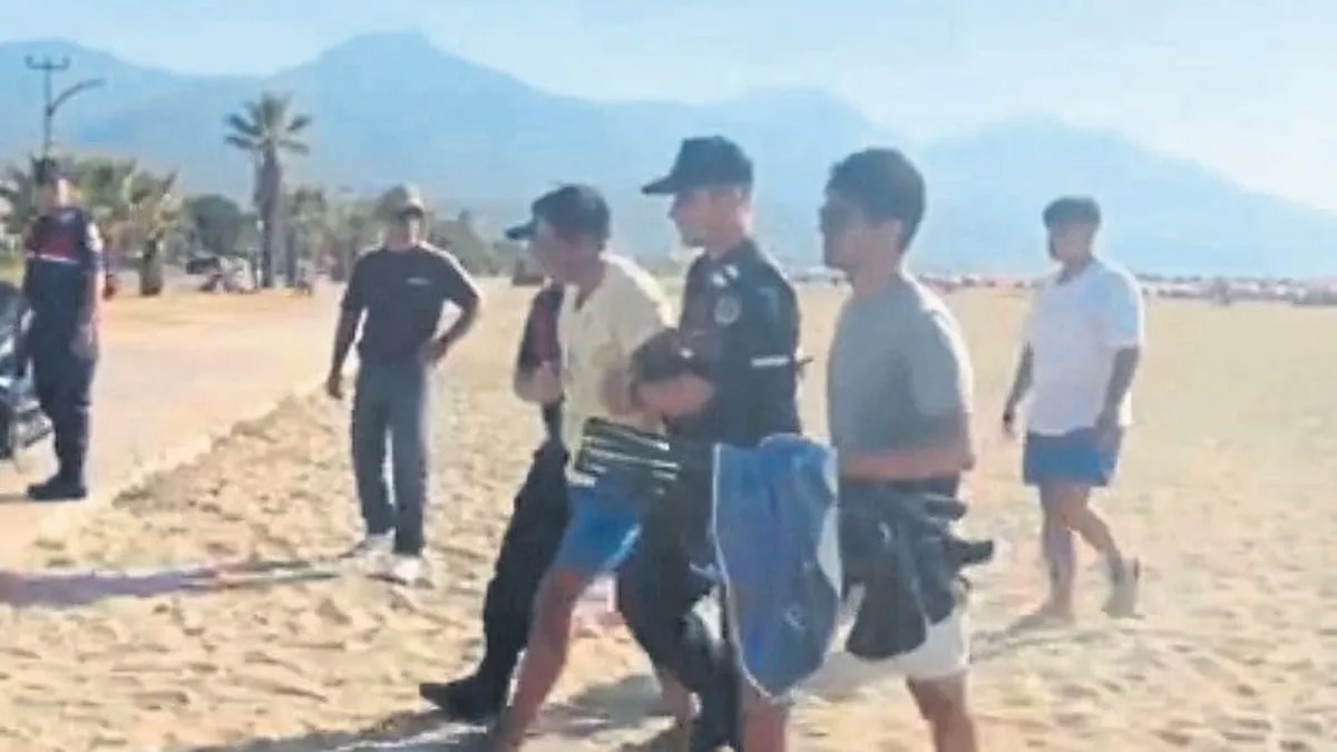 Kuşadası'nda plaj hırsızı edebiyat öğretmeni çıktı