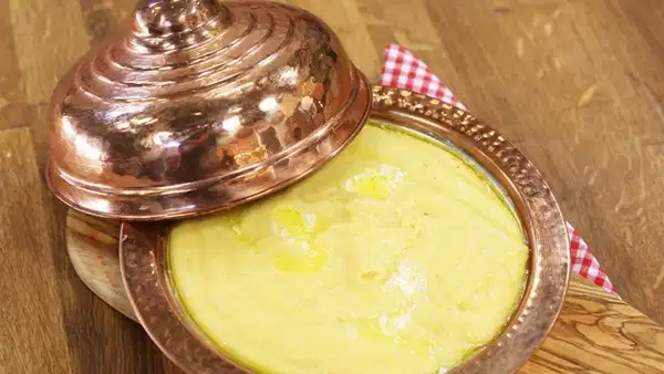 Kuymak Tarifi: Uzayan Peynirli Kahvaltının Sırrı