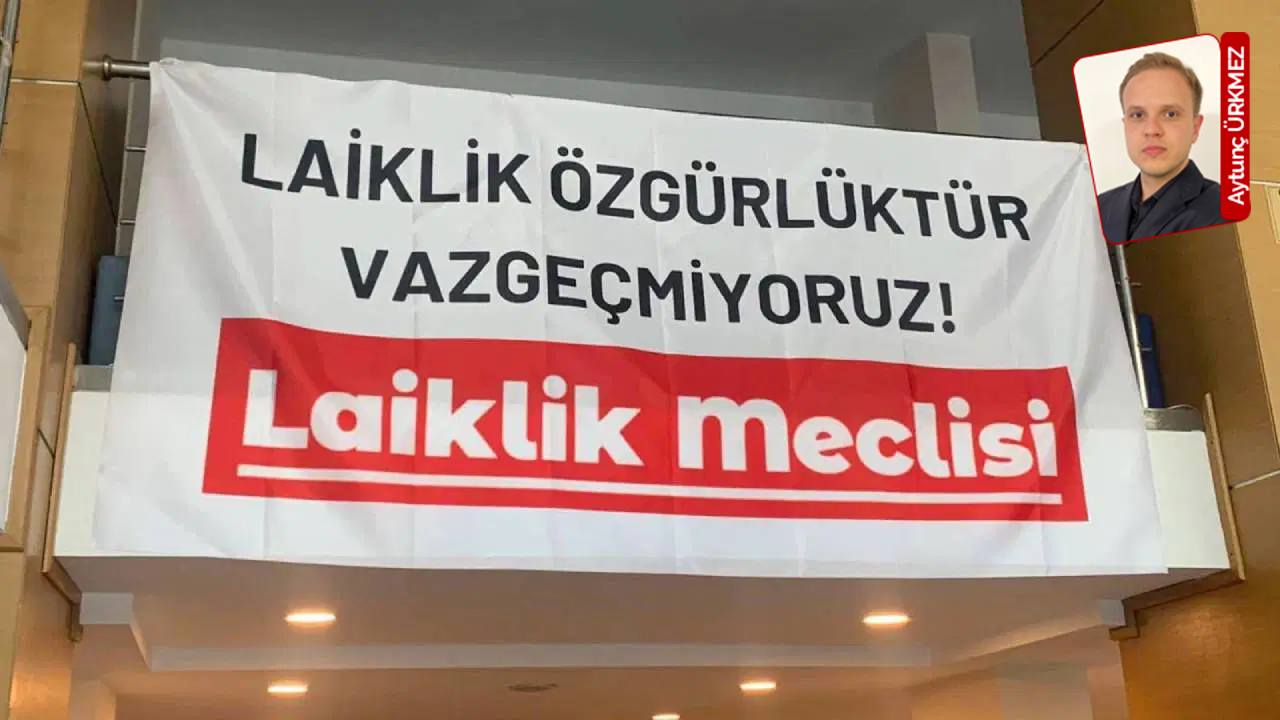 Laiklik Meclisi, Kızılay yöneticisini şeriat propagandasıyla suç duyurusunda bulundu