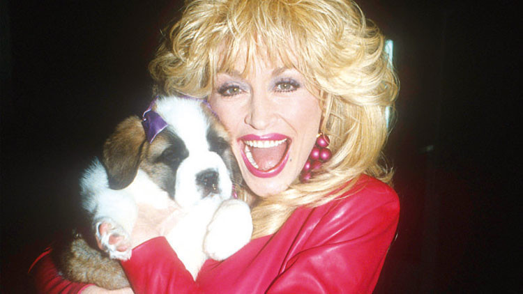 Son Veda: Lainey Mae Parton, Halası Dolly Parton'ı Toprağa Verdi