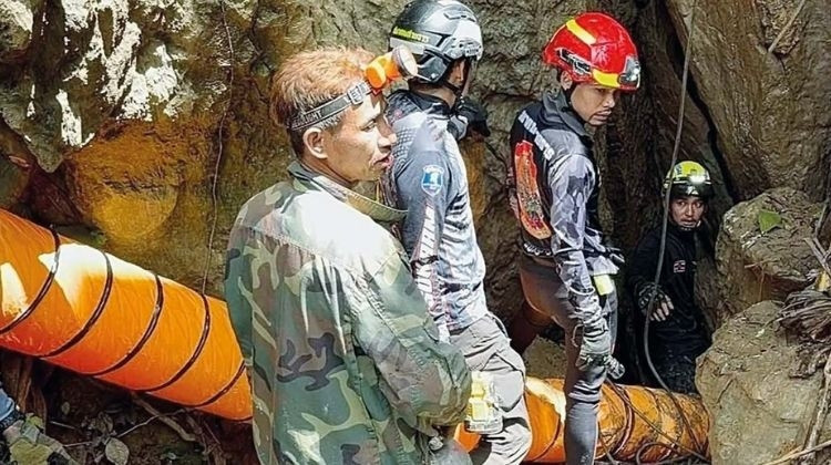 Laos Mağarası'nda 8 Gündür Mahsur Kalan 7 Kişi İçin Kurtarma Operasyonu Başlatıldı