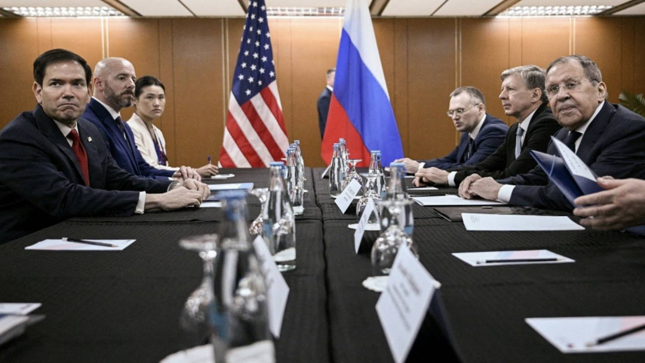 Lavrov'dan Rubio'ya: Ukrayna'ya silah sevkiyatı durdurulmalı