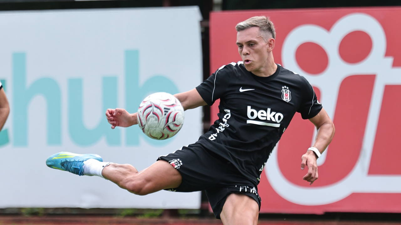 Leandro Trossard Beşiktaş'ta İlk Antrenmanına Çıktı