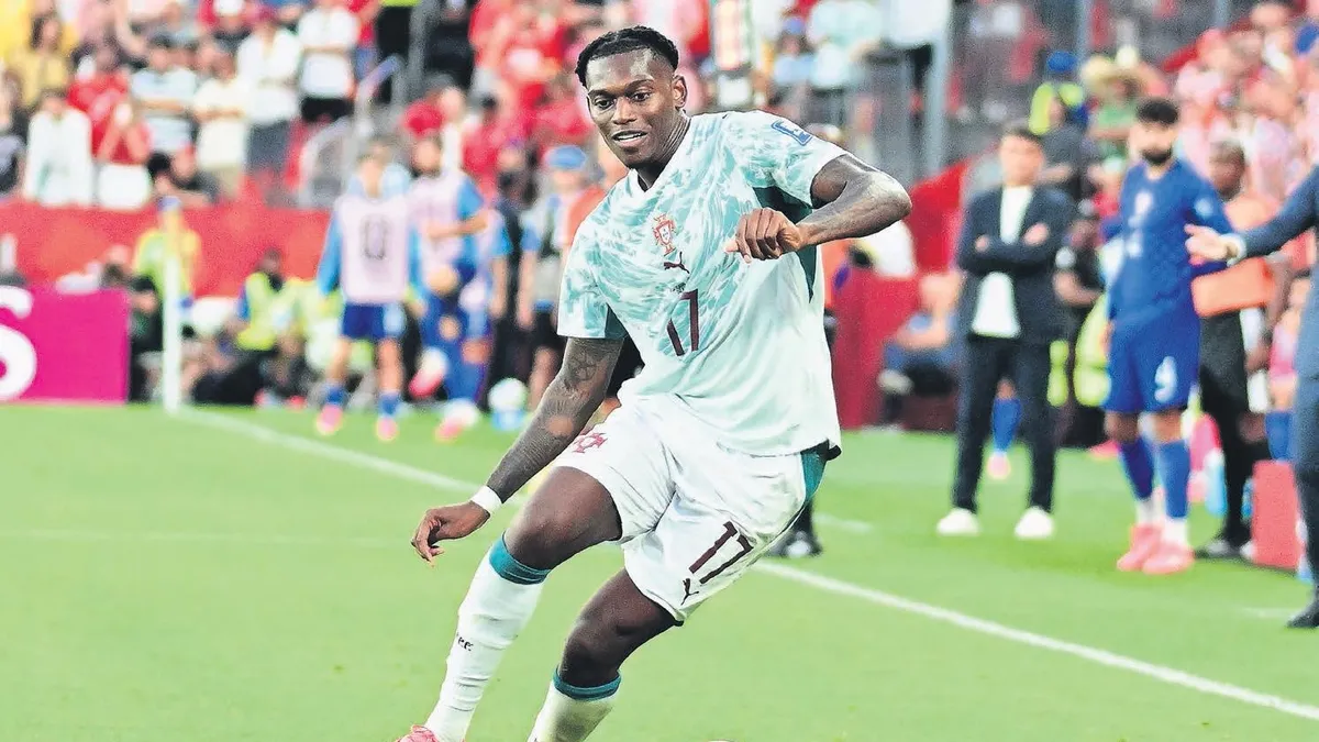 Leao Çıkarması: Milan ile Bonservis Pazarlığı Bugün