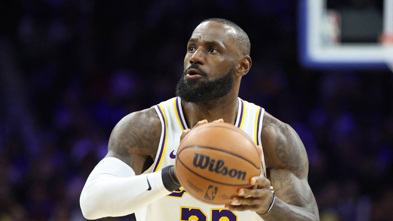 LeBron James 76ers'a mı gidiyor