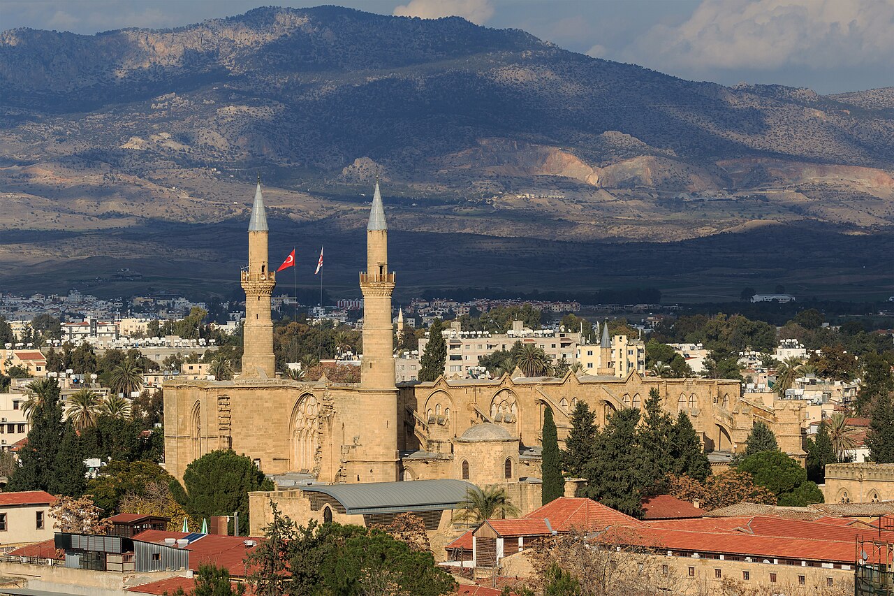 Lefkoşa 2027'de İslam Gençlik Başkenti Olacak