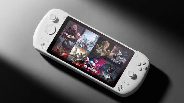 Lenovo Legion C700: Uygun Fiyatlı Android El Konsolu Tanıtıldı