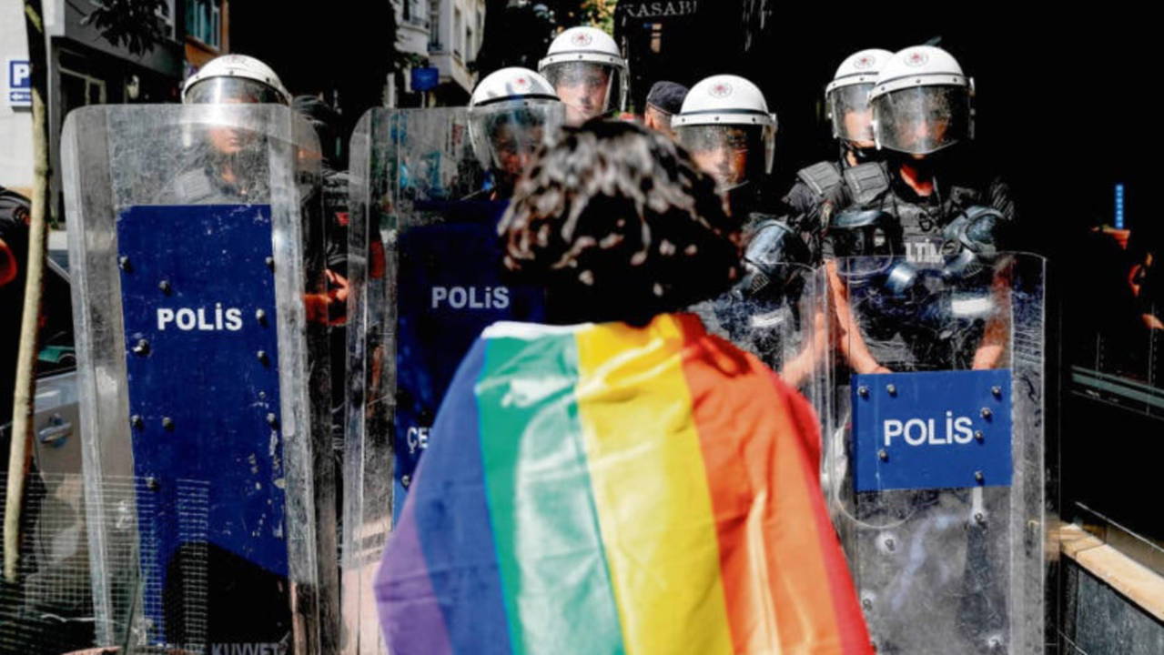 LGBTİ+ Operasyonlarında Avukat: Özel Fotoğraflar Delil Yapıldı