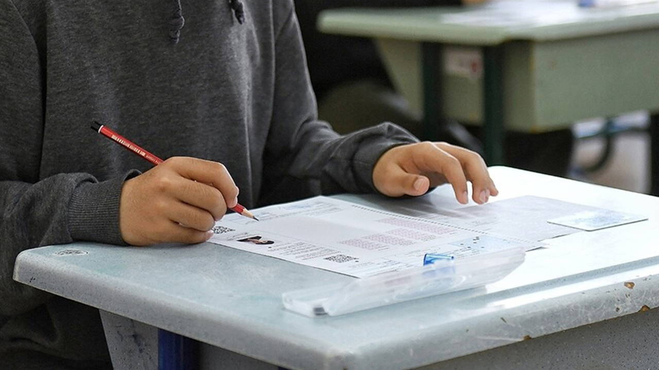LGS'de kitapçık hatası iddiası mahkemeye taşındı
