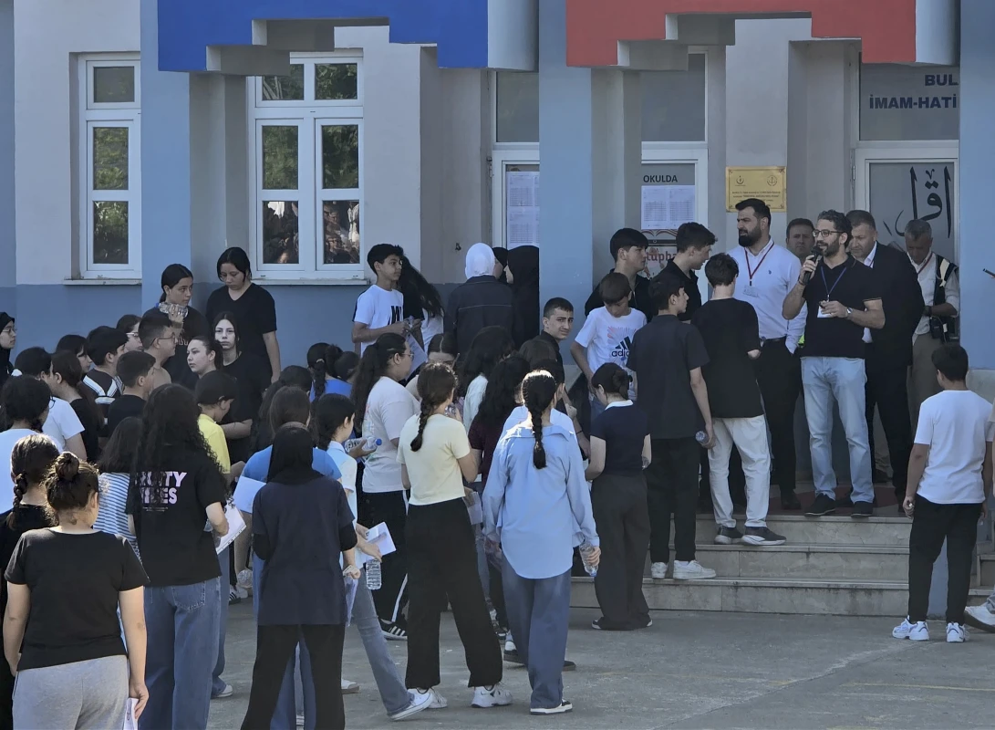 LGS merkezi sınavda 1 milyonu aşkın öğrenci ter döktü