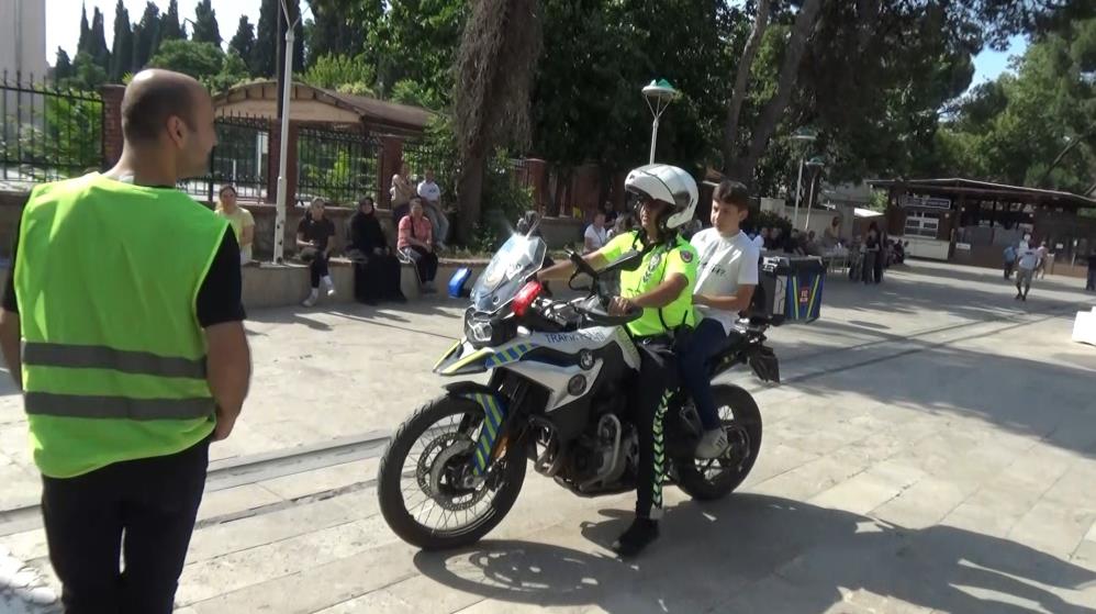 LGS öncesi kimlik paniği: Polis ve veliler seferber oldu