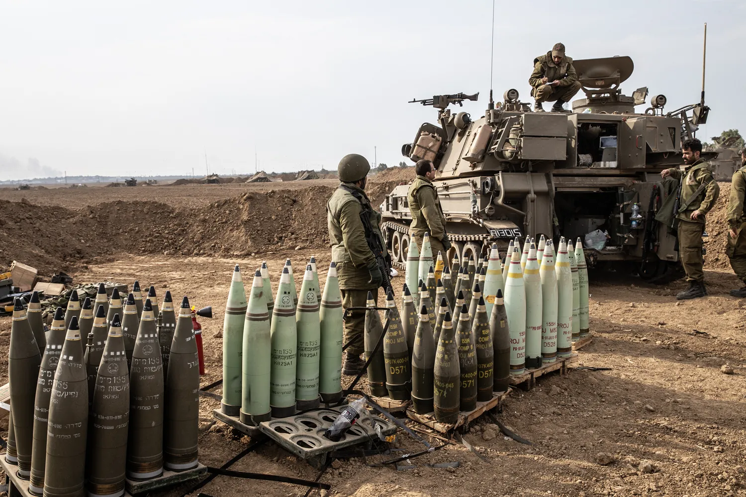 Liberman: İsrail'in 10 Günlük Mühimmatı Kaldı