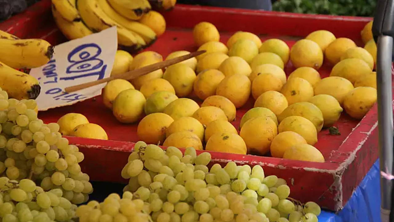 Limonun tanesi 24 lira, vatandaş isyan etti: Nedir bu milletin çektiği