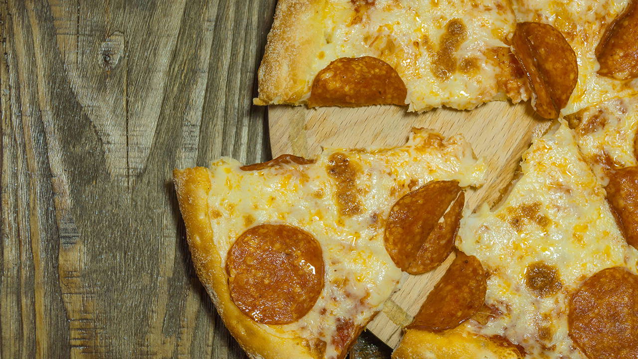 Little Caesars Türkiye'de El Değiştirdi: 30 Yıllık Marka Dinçerler Group'a Geçti