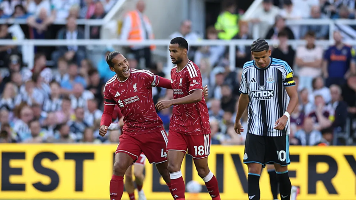 Liverpool 90+9'da Beraberliği Kaptı: Newcastle Maçından Kareler