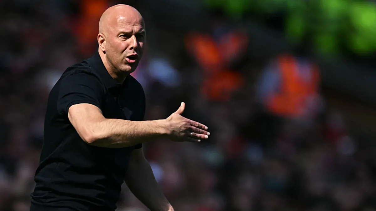 Liverpool, Arne Slot ile yollarını ayırıyor! İşte yeni teknik direktör