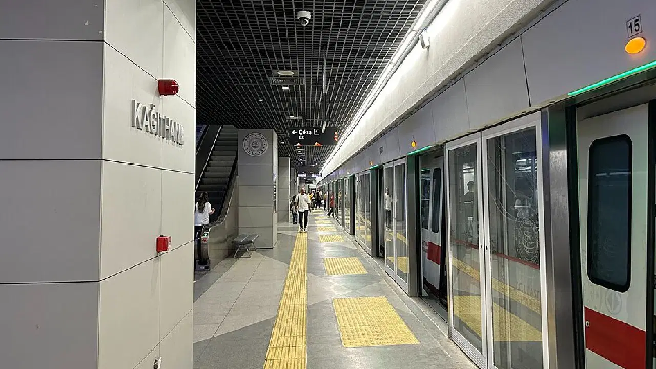 M11 Metro Hattı Neden Kapalı? İstanbul Havalimanı'na Alternatif Ulaşım